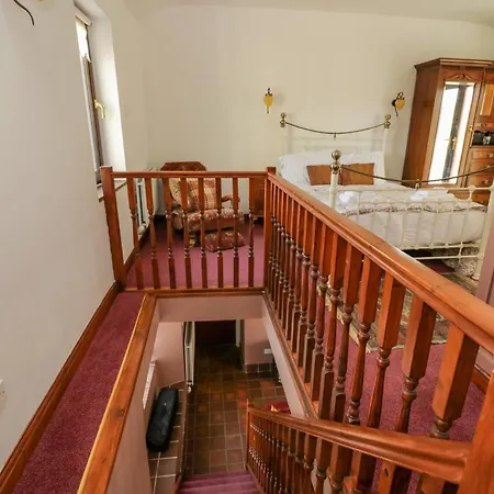 Groffa Crag Лоуик-Грин