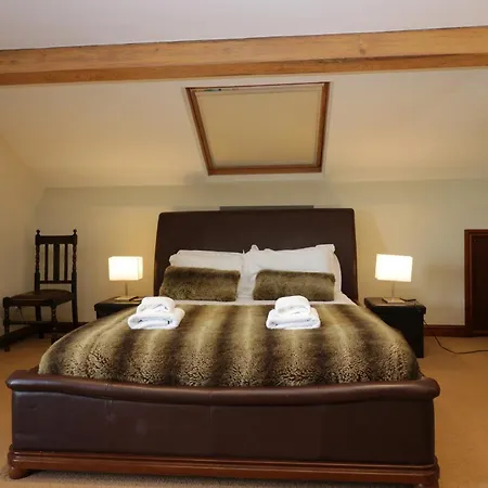 Groffa Crag Лоуик-Грин