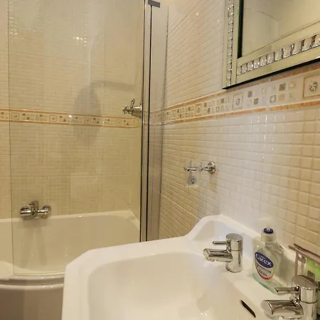 Nyaraló Groffa Crag Lowick Green