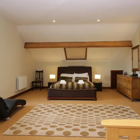 Nyaraló Groffa Crag