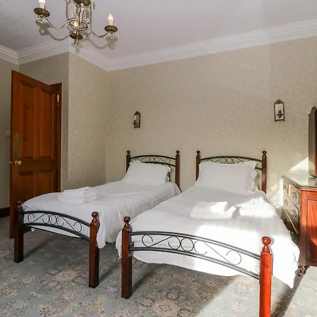 Nyaraló Groffa Crag