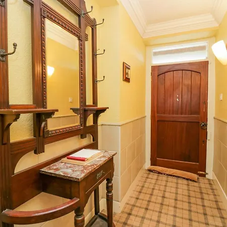 Groffa Crag בית נופש